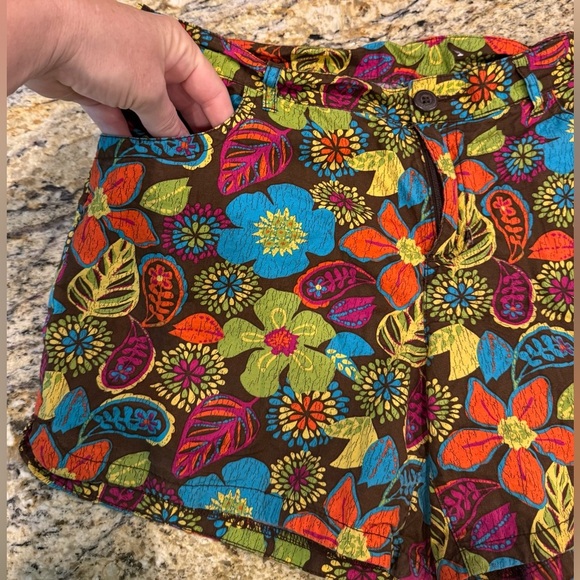 Arizona Girls Plus Size 18 1/2 Shorts Brown Multicolored Floral - Picture 3 of 7